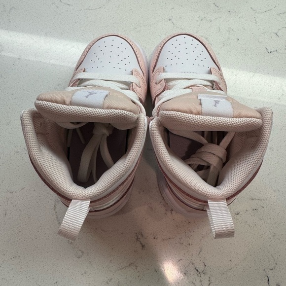 Nike Jordan Mid 1 Pink Lilac and white toddler girl high top gift new with box - Picture 6 of 9